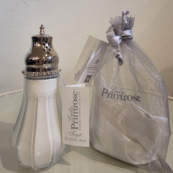 Lady Primrose Tryst Dusting Silk Body Powder With Refill Pouch - NEW Sealed - Picture 1 of 7